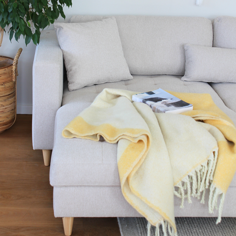 Brandy - Rechts- en linksomkeerbare chaise longue bank in beige - L: 290 x D: 96 x H: 80 cm