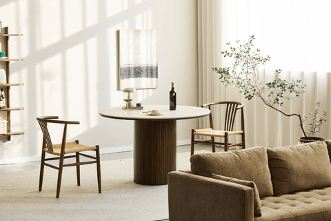 Enzo ronde eettafel met beige stenen blad en gerookt eiken lattenbodem Ø120 cm