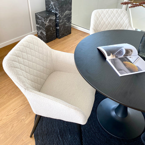 Carlo - Eetkamerstoel Armstoel gestoffeerd met bouclé en armleuningen